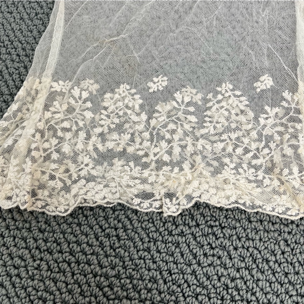 Vintage mesh lace angel top - Picture 5 of 5